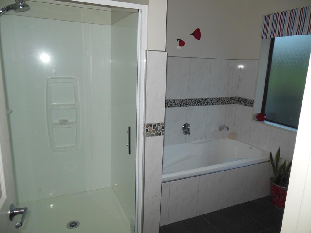 אורוואה Silverdale Garden Stay מראה חיצוני תמונה